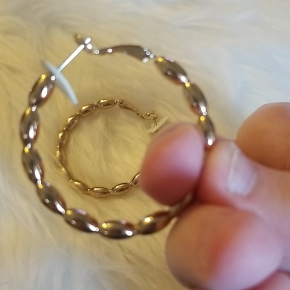 ๐HOLD๐38mm 14k White Gold Overlay Hoop Earrings - Picture 6 of 9